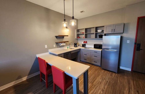 Amistad National Recreational Area Hotel | Hawthorn Extended Stay by Wyndham Del Rio