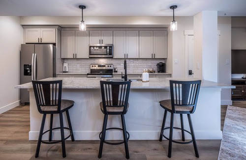 Casper Apartment | Heart of Downtown Casper Steps From Dining, Night Life & David Street Station