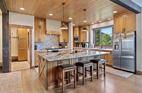 Windcliff Estates House | Hearthstone Luxury Vacation Rental at Windcliff