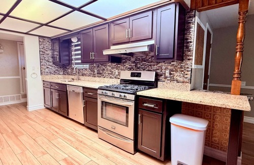Biggs Field House | Heated pool, Family Home,3BDR 2BT/Cielovista Mall