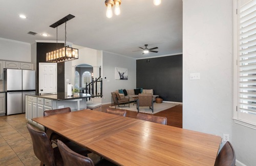 McKinney House | Heated Pool|Hot Tub|Sleeps 16|Putting Green!