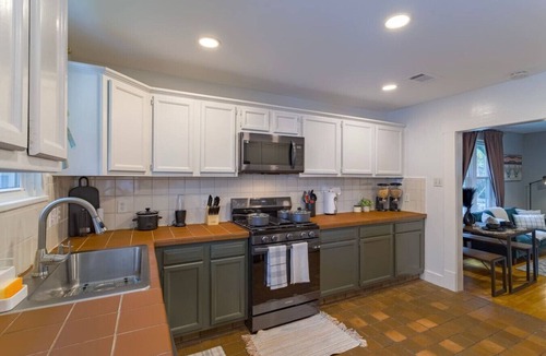 Woodland Heights House | Heights haven 5 mins from downtown