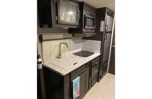 Hickory Creek House | Hickory Creek Camp Ground - Lake Lewisville (RV Rental with Delivery Only)
