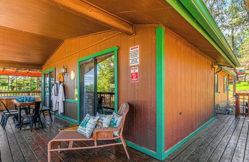 Ruidoso Cabin | Hidden Treasure | Strike Gold w/Hot Tub Nights, Cozy Cabin Charm & Pet Friendly