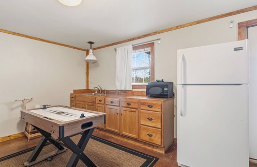 Arley House | Hideaway at Turtle Rock - secluded cove and year-round water!
