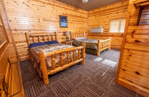 Pierre Cabin | Highpoint Lodge Upper Level Inside West