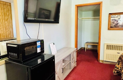 Norton Hotel | Hillcrest Motel