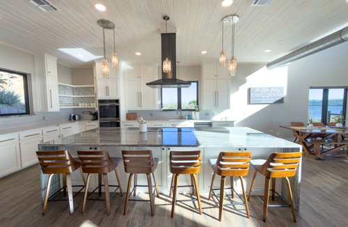 Graham House | Hillside Heaven- Hangout Gazebo + Casita!