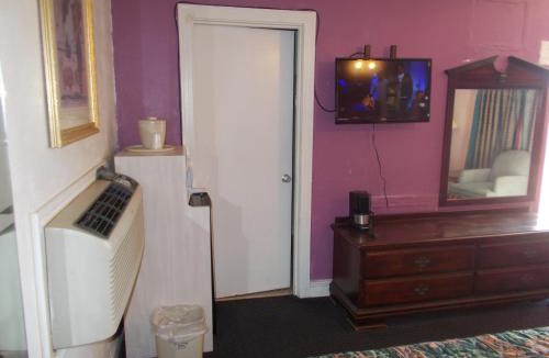 Homer Hotel | Hillside Motel