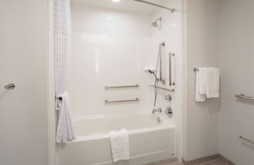 Huning Highland Historic District Hotel | Hilton Garden Inn Albuquerque Downtown