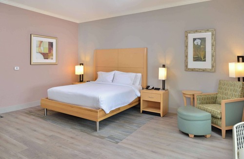 Denton Hotel | Hilton Garden Inn Denton