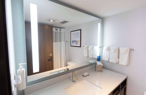 Des Moines Hotel | Hilton Garden Inn Des Moines Airport