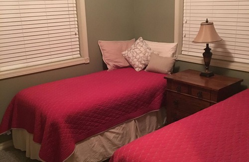Waitsburg House | Hiromi's House - Minutes from Blue Mountains and Wine Country