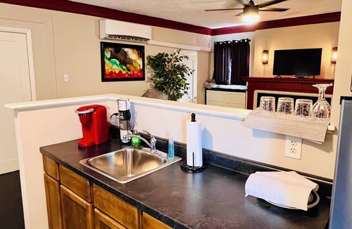 Downtown Apartment | Historic Apartment Close To Downtown w/Private Patio - Long Stays Welcomenn