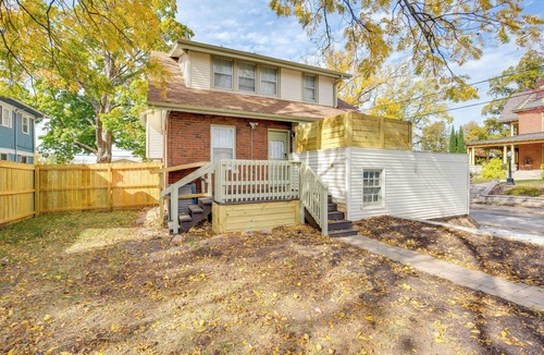 Independence House | Historic Independence Sq, Walkable 4BR/2BA Home