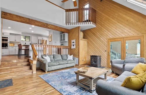 Indian Hills House | Historic Morrison Mountain Home Near Red Rocks!