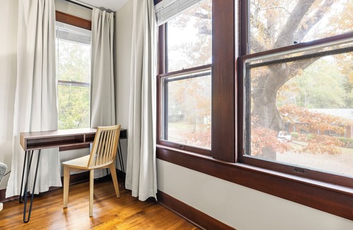 Pineville Apartment | Historical Charm, Comfy & Very Clean 1BR less than10 min drive to Hospitals
