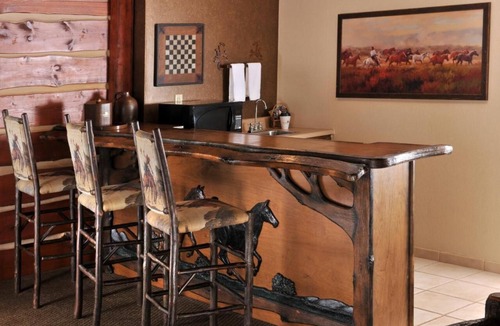 St. Joseph Hotel | Historical Stays with Modern Amenities & River Trail Access