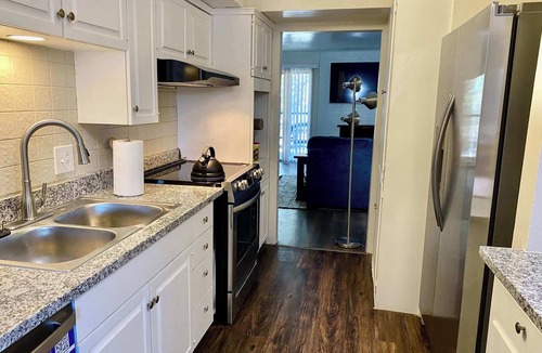 Lubbock Apartment | Hoff Gardens 40 - 3BR 2BA - Downtown Lubbock