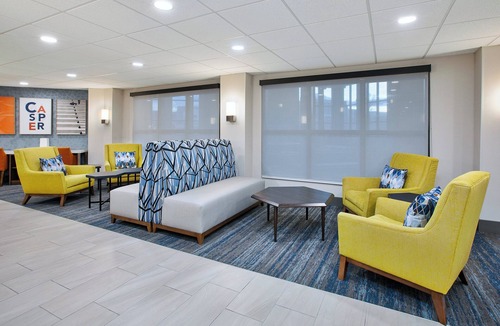 Casper Hotel | Holiday Inn Express Casper-Interstate 25 by IHG