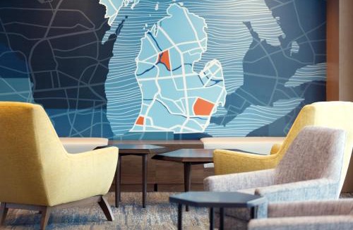 Garden City Hotel | Holiday Inn Express Garden City East by IHG