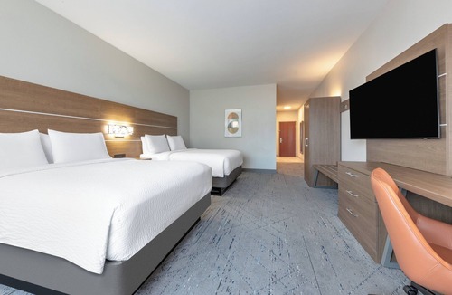 Athens Hotel | Holiday Inn Express Hotel & Suites Athens by IHG