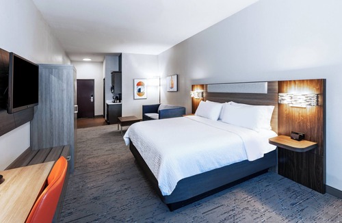 Dumas Hotel | Holiday Inn Express Hotel & Suites Dumas by IHG
