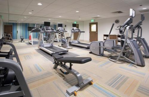 Maryville Hotel | Holiday Inn Express Hotel & Suites Maryville by IHG