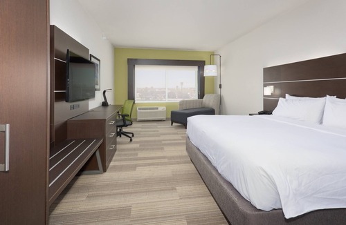 Firestone Hotel | Holiday Inn Express & Suites Firestone Longmont by IHG