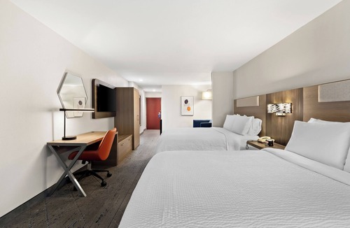Perry Hotel | Holiday Inn Express & Suites Perry by IHG