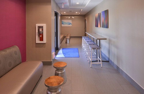 Bryant Hotel | Holiday Inn Express & Suites Bryant - Benton Area by IHG