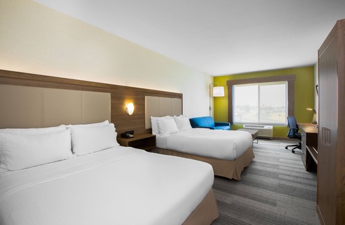 Ontario Hotel | Holiday Inn Express & Suites Ontario by IHG