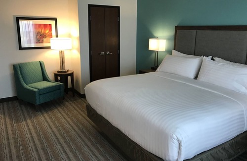 Centennial Hotel | Holiday Inn Hotel & Suites Denver Tech Center-Centennial, an IHG Hotel