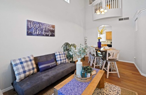 Biggs Field House | Home Away From Home/ Sleeps 11