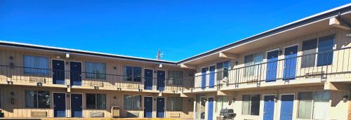 Laramie Hotel | Home Away Inn