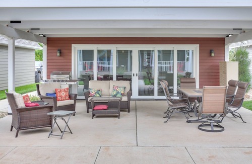 Spearfish House | Home Base for Final Rally Weekend w/Heated Garage