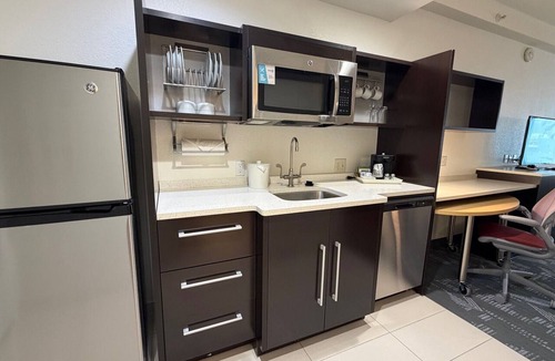 Biggs Field Hotel | Home2 Suites by Hilton El Paso Airport, TX