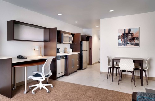Barker Hotel | Home2 Suites by Hilton Houston/Katy
