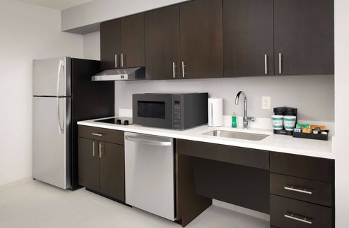 I-435 West KC-KS Hotel | Homewood Suites by Hilton Kansas City Speedway