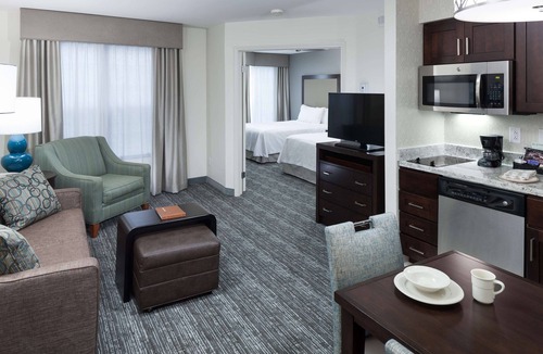 Tukwila Hotel | Homewood Suites by Hilton Seattle-Tacoma Airport/Tukwila