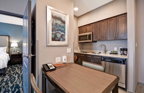 Conroe Hotel | Homewood Suites by Hilton Conroe