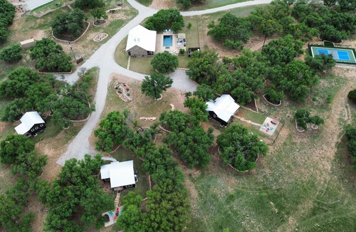 Graham House | Honeymooners Delight, Private Hot tub/FirePit,Pool