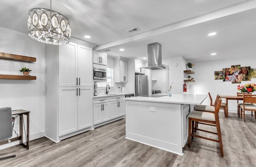 Elmo House | Horizon Retreat Nr Lake Ray Hubbard - Rockwall/Heath/Dallas. 4bed 3bath 2000 sq