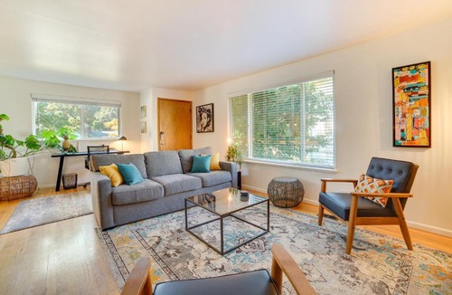 High Point House | Hot Tub, 5 Mi to Dtwn! Newly Updated Seattle Home
