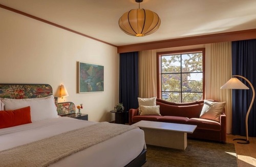 Greater Heights Hotel | Hotel Daphne