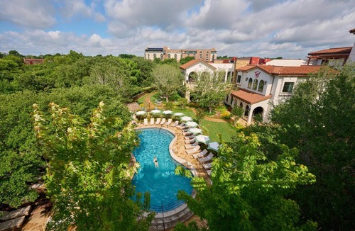 Fort Worth Hotel | Hotel Drover, Autograph Collection