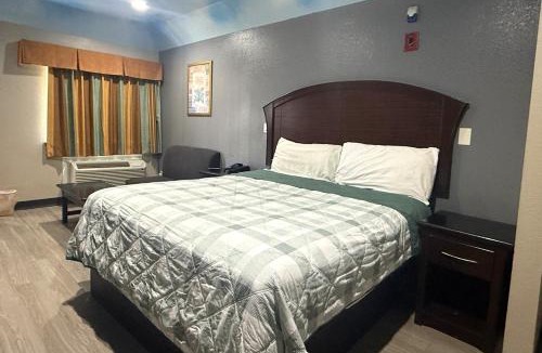 Greater Greenspoint Hotel | Hotel O Regency Suites Houston - IAH Beltway 8