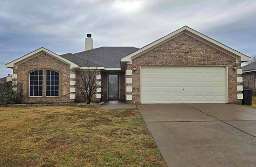 Burleson House | HotTub,GameRoom,20Min to Dickies Arena,Firepit