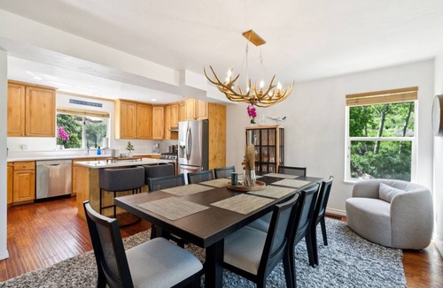 Summit Park House | House ∙ 4 bedrooms ∙ 10 guests