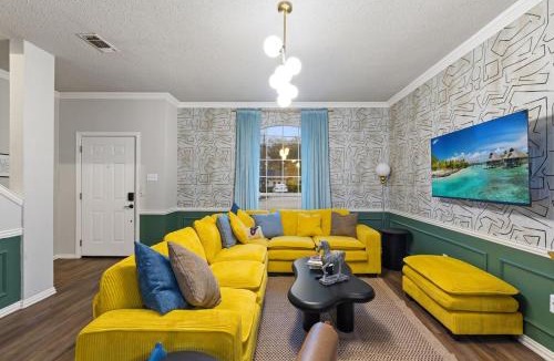 South Arlington House | Howdy House -Pool, Putt Putt, Arcade, Fire pit, 8 mins to World Cup